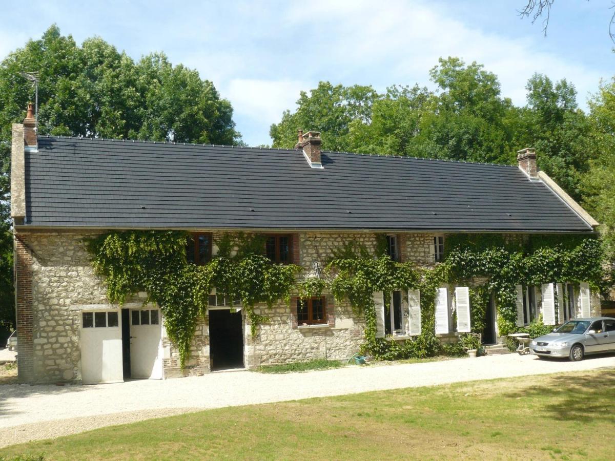 Вилла Corps De Ferme Dans Belle Propriete Avec Chiens Et Chevaux Venizy Экстерьер фото